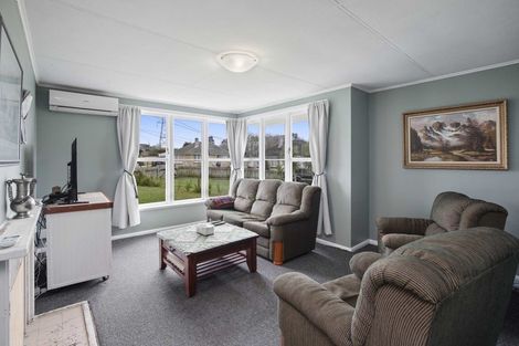 Photo of property in 7 Herewini Street, Meremere, Mercer, 2474