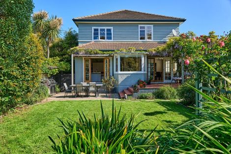 Photo of property in 5 Marina Grove, Hutt Central, Lower Hutt, 5010