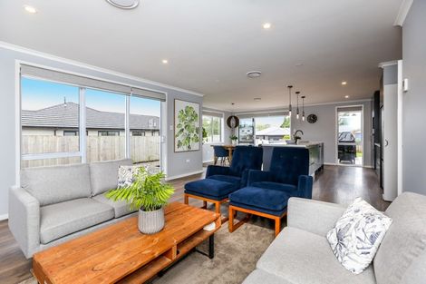 Photo of property in 39 Smith Street, Lepperton, New Plymouth, 4373