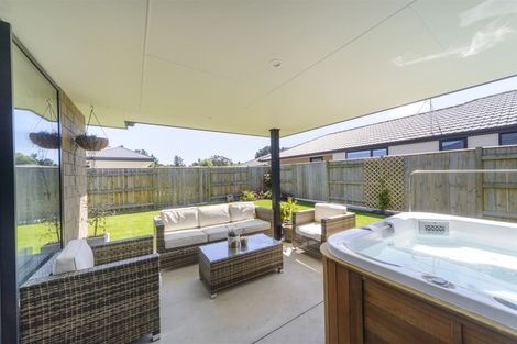 Photo of property in 22 Monarch Drive, Ashhurst, 4810