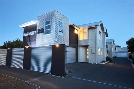 Photo of property in 4/88 Mathesons Road, Phillipstown, Christchurch, 8011