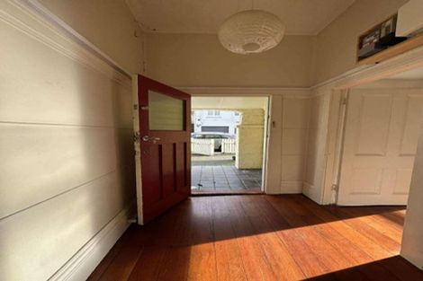 Photo of property in 12 Goring Street, Thorndon, Wellington, 6011