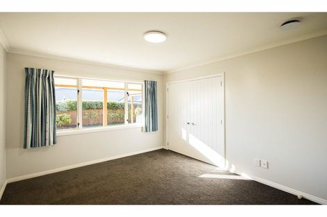 Photo of property in 4 Chateau Close, Gleniti, Timaru, 7910