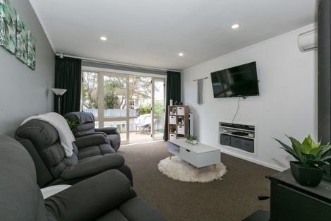 Photo of property in 104a Lumsden Road, Akina, Hastings, 4122