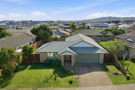 Photo of property in 18 Broadhurst Road, Flat Bush, Auckland, 2019
