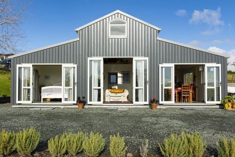 Photo of property in 16 Taipa View Road, Taipa, 0483