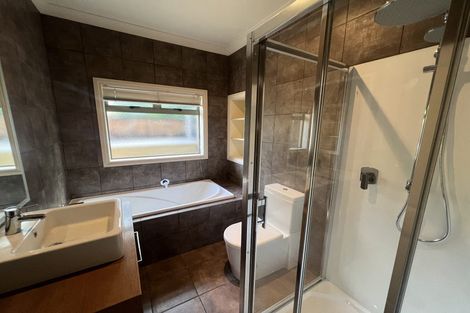 Photo of property in 15 Doneraille Place, Bethlehem, Tauranga, 3110