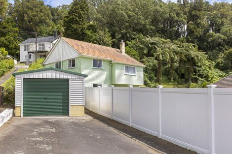 Photo of property in 58 Glenpark Avenue, Frankleigh Park, New Plymouth, 4310