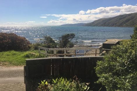 Photo of property in 25 Ocean Parade, Pukerua Bay, 5026