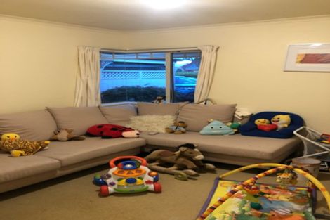 Photo of property in 14 Checkerberry Court, Henderson, Auckland, 0612