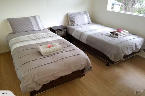 Photo of property in 9/18 Parr Terrace, Castor Bay, Auckland, 0620