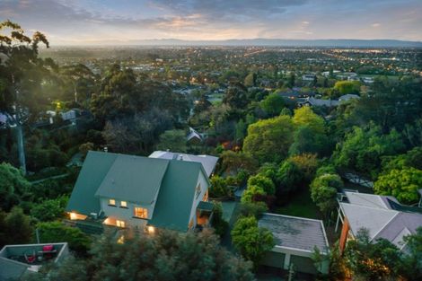 Photo of property in 50 Dyers Pass Road, Cashmere, Christchurch, 8022