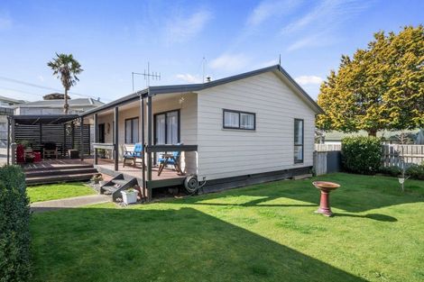 Photo of property in 21a Chester Street, Levin, 5510