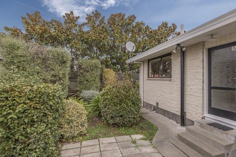 Photo of property in 1/74a Jeffreys Road, Fendalton, Christchurch, 8052