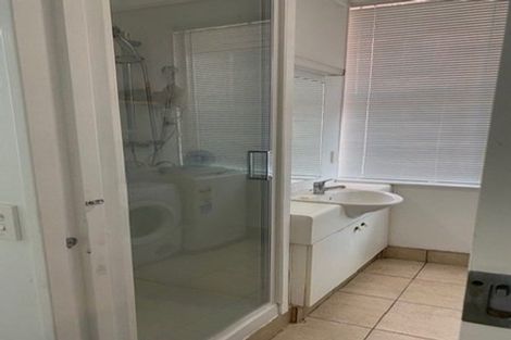 Photo of property in Terrace Tower Apartments, 5b/126 The Terrace, Wellington Central, Wellington, 6011