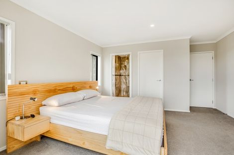 Photo of property in 6 Coach Road, Kingseat, Papakura, 2580