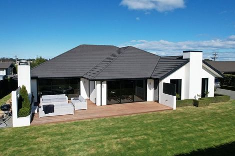 Photo of property in 2 Mcmullan Place, Oamaru North, Oamaru, 9400