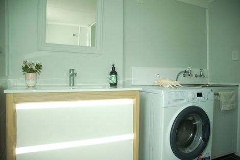 Photo of property in 28 James Mcleod Road, Shelly Beach, Helensville, 0874