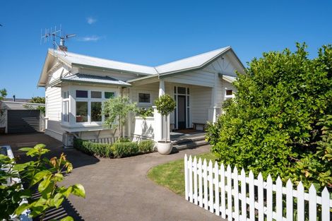 Photo of property in 19 Vigor Brown Street, Napier South, Napier, 4110