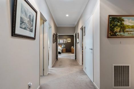 Photo of property in 9 Hayward Rise, Owhata, Rotorua, 3010