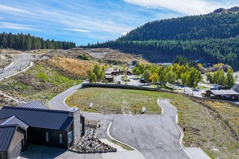 Photo of property in 17 Petes Place, Lake Tekapo, 7999