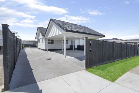 Photo of property in 3 Ussher Place, Pakuranga Heights, Auckland, 2010