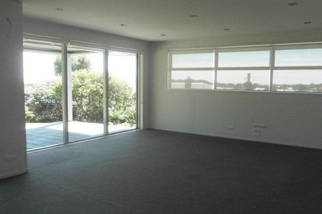 Photo of property in 26 Dartmoor Avenue, Westown, New Plymouth, 4310