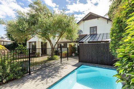 Photo of property in 1/509 Fitzroy Avenue, Hastings, 4122