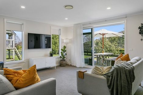 Photo of property in 19 Montgomery Crescent, Kinloch, Taupo, 3377