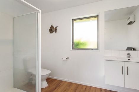 Photo of property in 53 Grimseys Road, Redwood, Christchurch, 8051