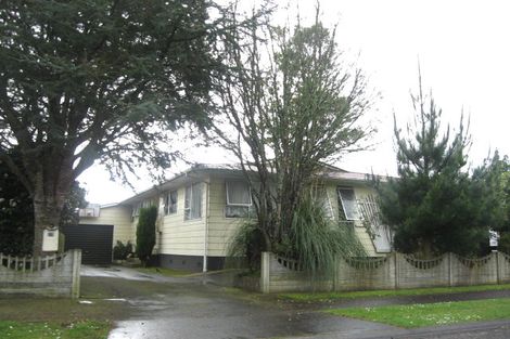 Photo of property in 16 Mace Street, Waitara, 4320