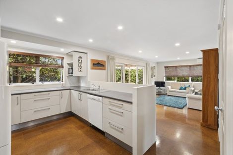 Photo of property in 2 Roselawn Lane, Pahurehure, Papakura, 2113