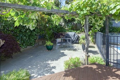 Photo of property in 2 Pukatea Close, Raumati Beach, Paraparaumu, 5032