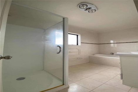 Photo of property in 89 Wallace Road, Mangere Bridge, Auckland, 2022