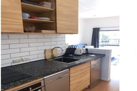 Photo of property in 90 Stanhope Road, Mount Wellington, Auckland, 1051