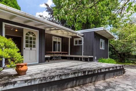 Photo of property in 24 Aubrey Crescent, Rainbow Point, Taupo, 3330