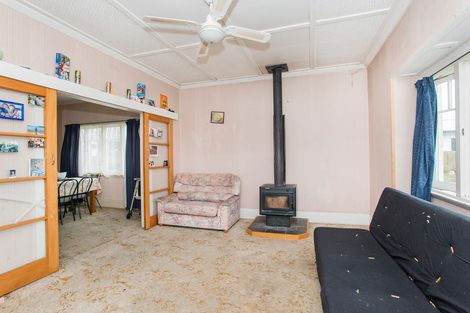 Photo of property in 19 Loisel Street, Riverdale, Gisborne, 4010
