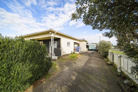 Photo of property in 371 Waihi Road, Normanby, Hawera, 4614