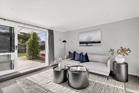 Photo of property in 47 Weld Street, Cambridge, 3434