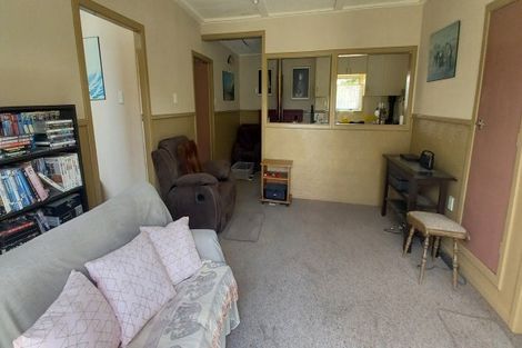 Photo of property in 5 Carlyle Street, Tuatapere, 9620