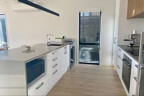 Photo of property in 2 Chapman Way, Jacks Point, 9371