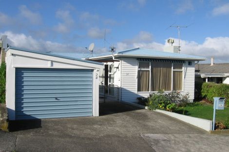Photo of property in 24 Motuhara Road, Plimmerton, Porirua, 5026