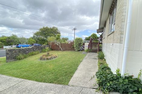 Photo of property in 1/6 Philson Terrace, Browns Bay, Auckland, 0630