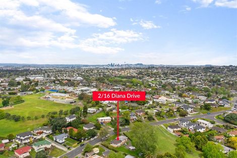 Photo of property in 2/16 Diana Drive, Glenfield, Auckland, 0627