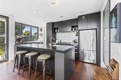 Photo of property in 68 Ludlam Street, Seatoun, Wellington, 6022