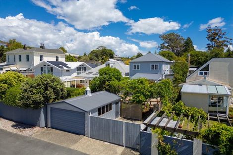 Photo of property in 11 Shelbourne Street, Nelson, 7010