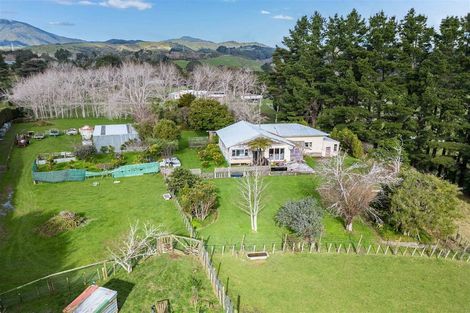 Photo of property in 140 Akatarawa Road, Reikorangi, Waikanae, 5391