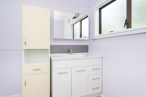 Photo of property in 13c Burns Street, South Dunedin, Dunedin, 9012