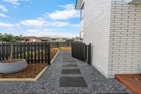 Photo of property in 4 Zadar Street, Kumeu, 0810