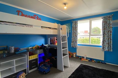Photo of property in 111 Pilkington Road, Panmure, Auckland, 1072